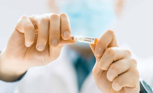 Comment les programmes de posturologie peuvent-ils aider à prévenir les blessures chez les gymnastes ?